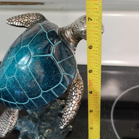 Hand painted resin turtle and coral sculpture - Picture 10 of 11